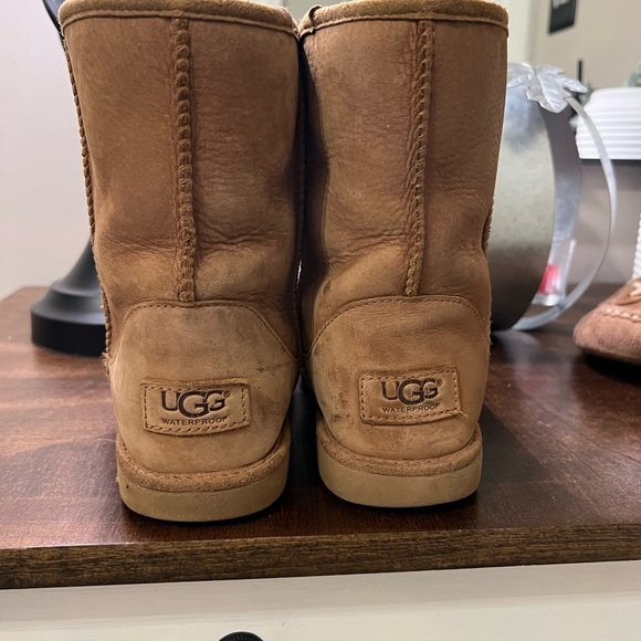 UGG Waterproof Boots - Picture 1 of 5